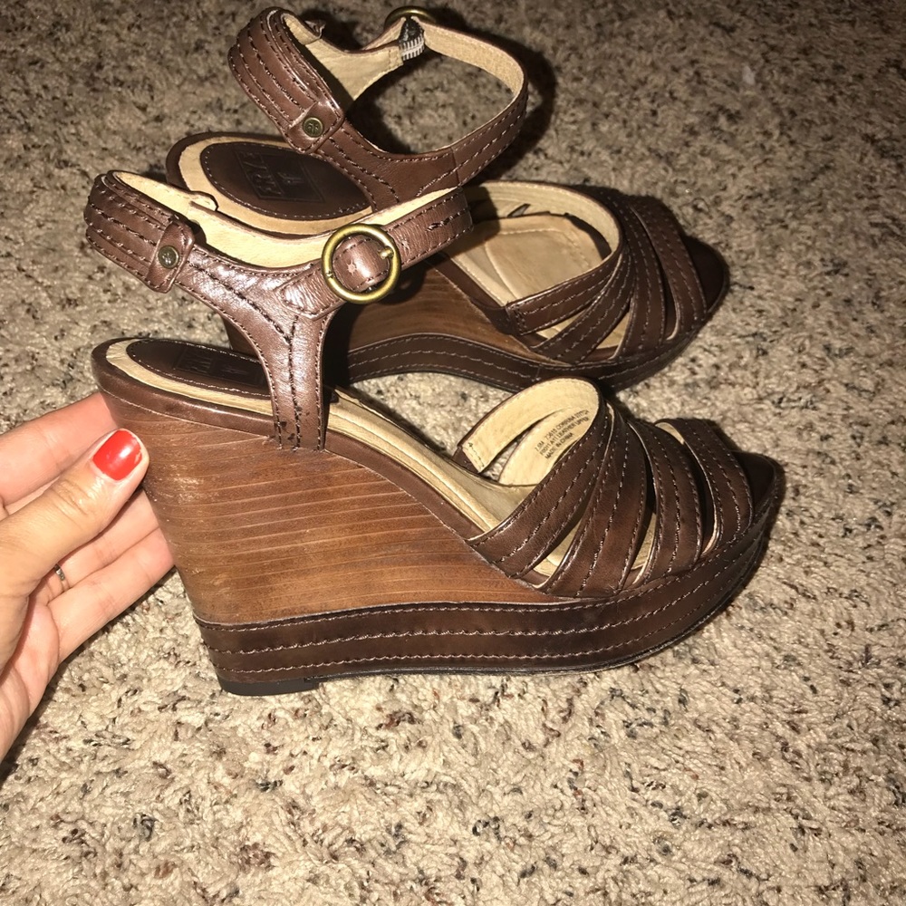 Frye brown wedges VGUC size 7.5